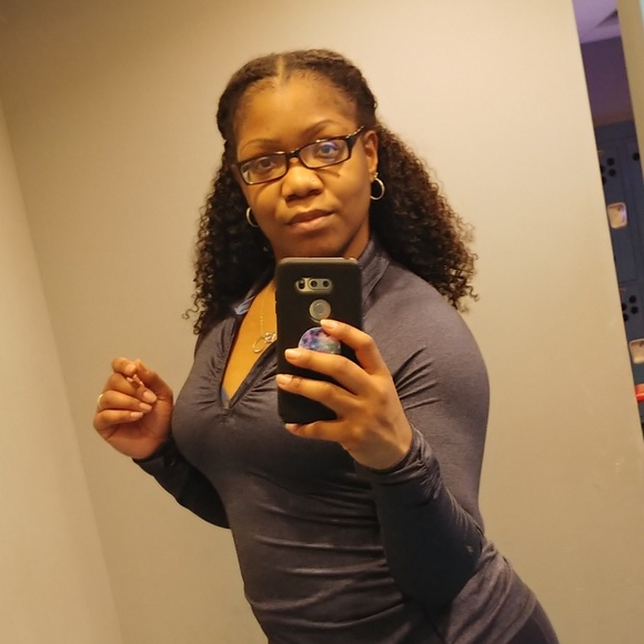 Meet your Posher, Jennique - Picture 2 of 3